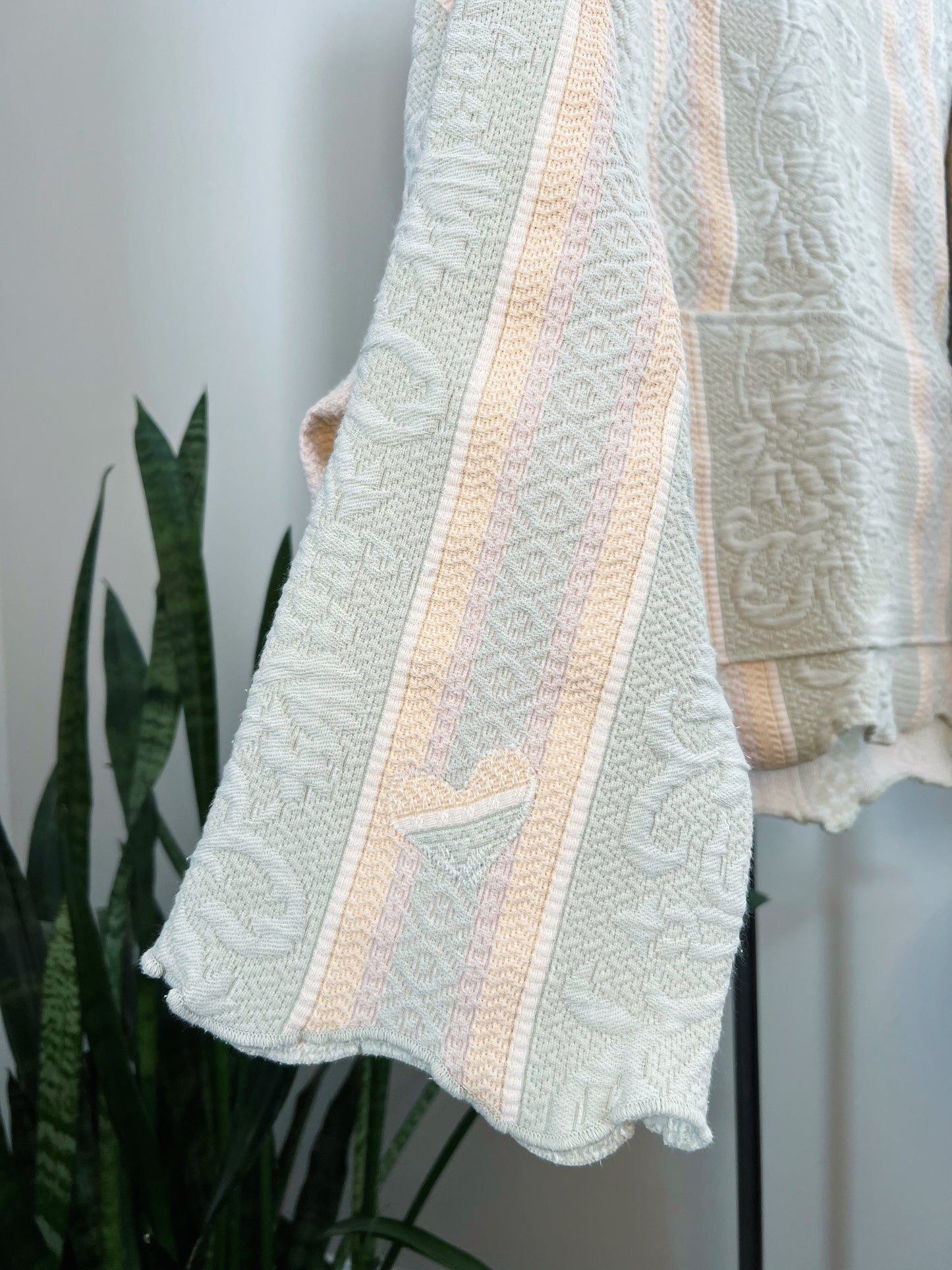 Coco Blanket Hoodie: Sage Honey